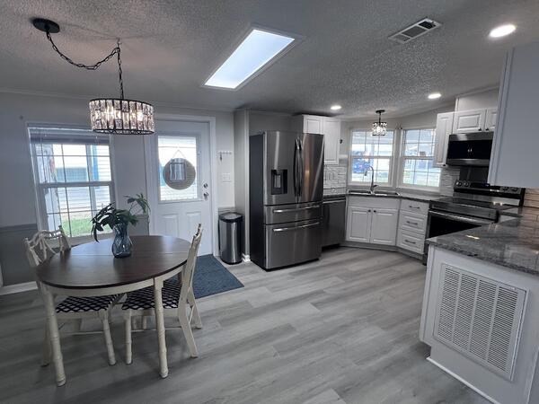 419 Tennis Lane a Winter Haven, FL Mobile or Manufactured Home for Sale